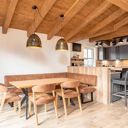 Tauernlodges By Alps Dom wakacyjny Uttendorf